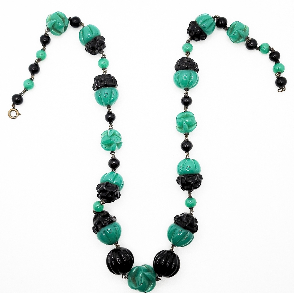 Vintage Carved Jade a Jet Necklace